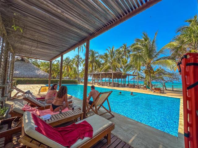 Huku Beach Hostel Palomino