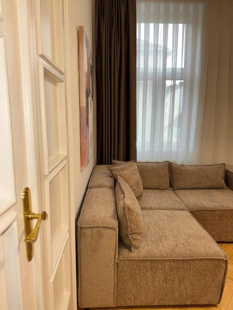 Apartment in Staatsoper Nhe prime location