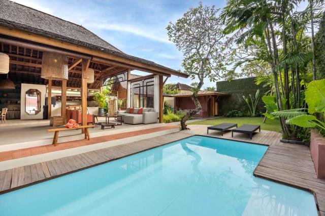 Villa Camini - Newly Renovated Beautiful 2BR Family Villa 6px With Garden And Private Pool