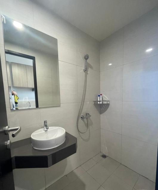 COMFORTSTAY - Citra Plaza Nagoya #12-06 Pool View