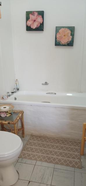 Lakeview Guesthouse