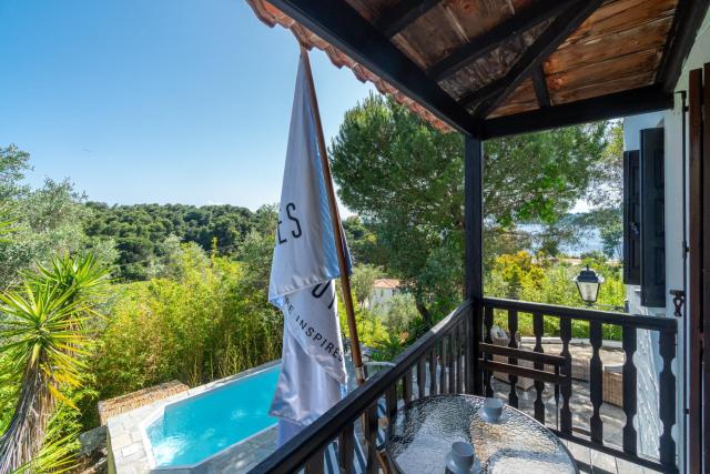 Tresor Boutique Home