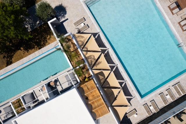 Aiora Aqua Resort