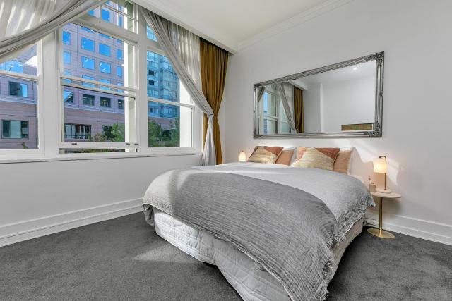 Stylish Retreat with city views in Auckland CBD