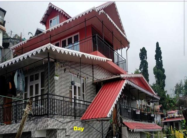 Arms Homestay & Girls Hostel
