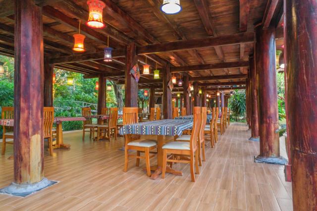 Golden Mountain Hostel