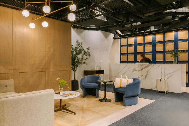 Sonder by Marriott Bonvoy Artesa Apartments West Queen West