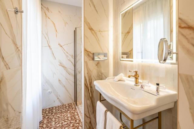 Grand Hotel Des Lecques; BW Signature Collection
