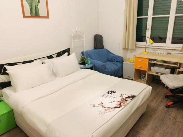 Huawei Dormitory & Private room Milan - 1 min to Metro - Later Check-in After at 19 - no people do not respect the time - no people do not come back for sleep before midnight 24
