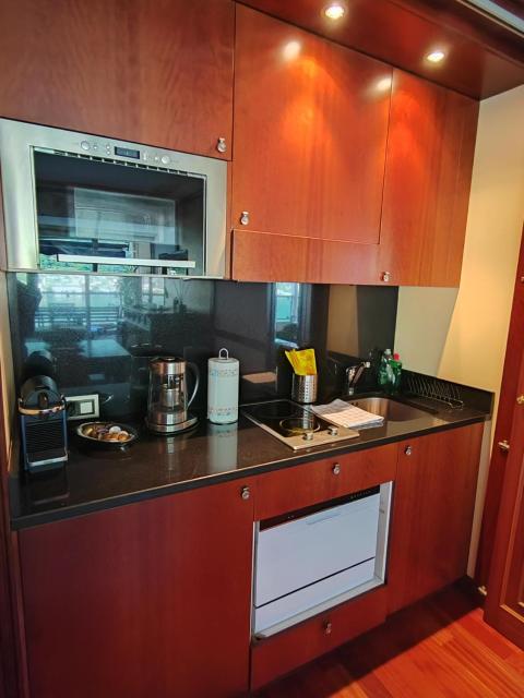 Platinum Suite & Spa