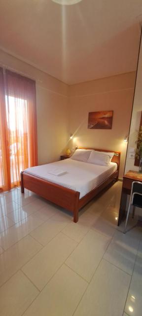 Golden Sun Apartments