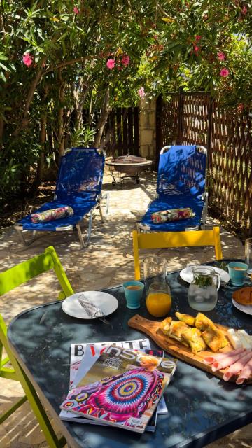 SeawoodBreeze - 3BR Family Villa with Pool, Garden & BBQ near Beach