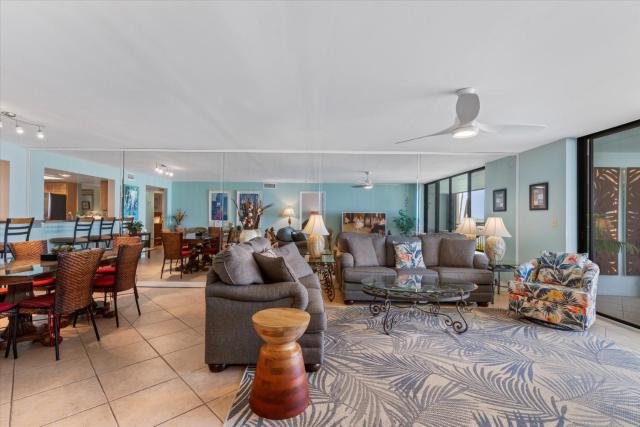 Beach Club Seabreeze #103