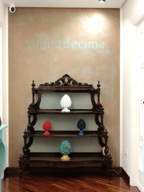 Quintadecima Rooms
