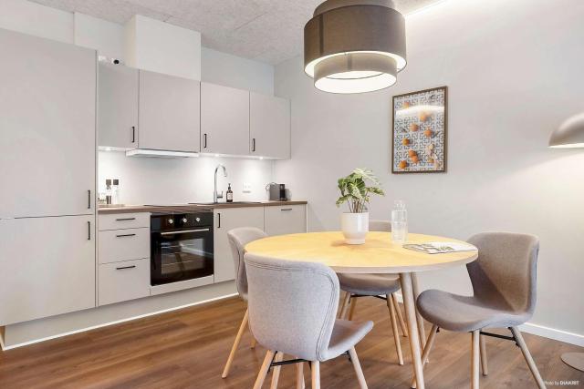 City Central Apartment w Modern Nordic Interiors