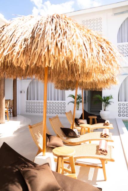 Antana Hotel