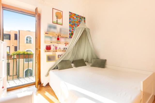 Borgo Vittorio Terrace by Rental in Rome