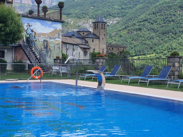Hotel Villa de Torla
