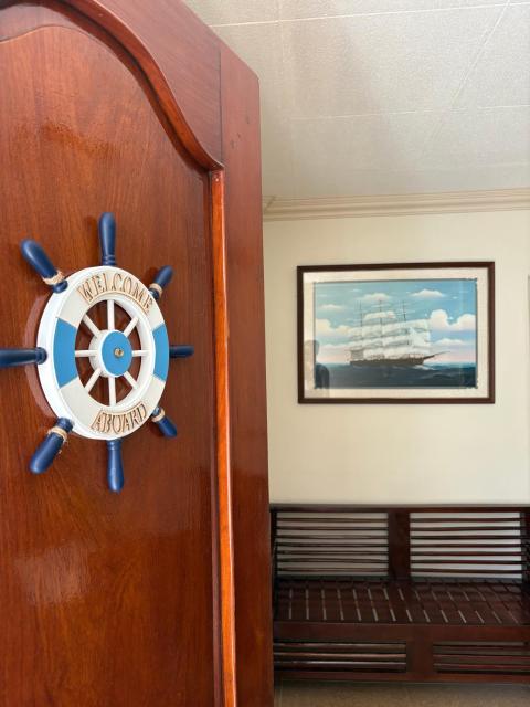 Captain's Cabin