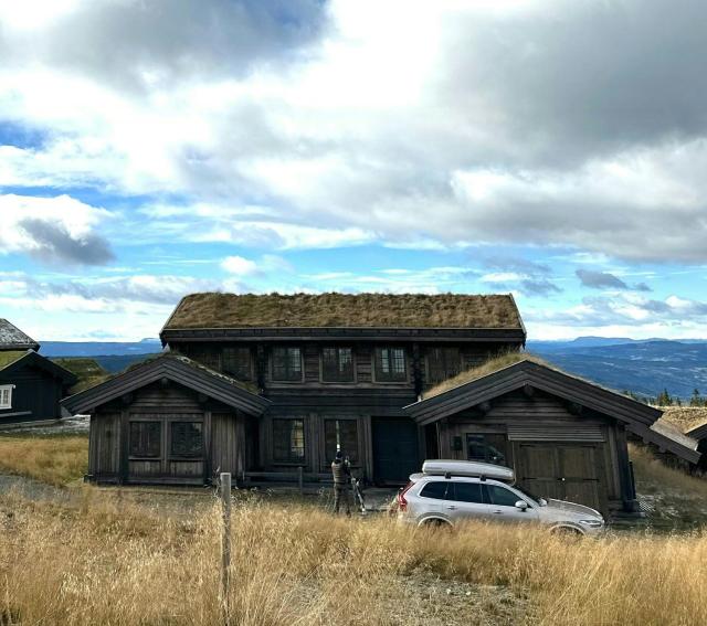 Architect-Designed Mountain Cabin At Mosetertoppen