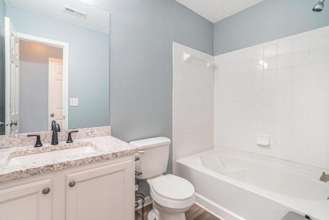 Cozy townhouse in Conyers