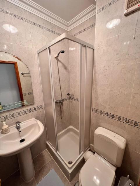 Waterfront View Apartment - Casa Alegra