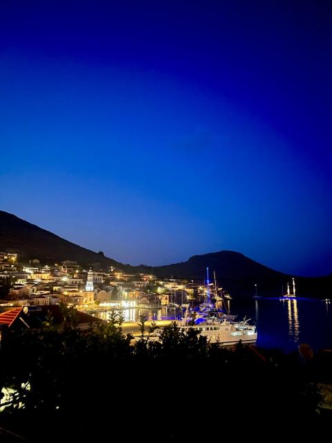 Traditional Villa Christos & Tholos In Chalki