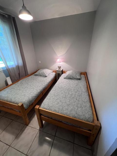 Les Caselas
