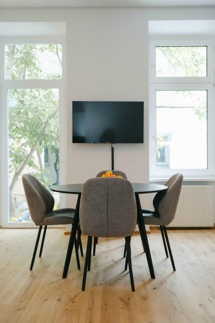 Calm 1BR perfect for 4-6 metro close to Naschmarkt
