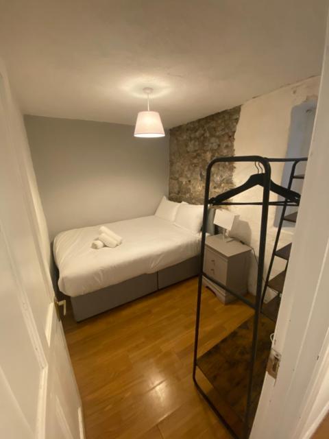 2 Bed Townhouse Eyre Square City Centre