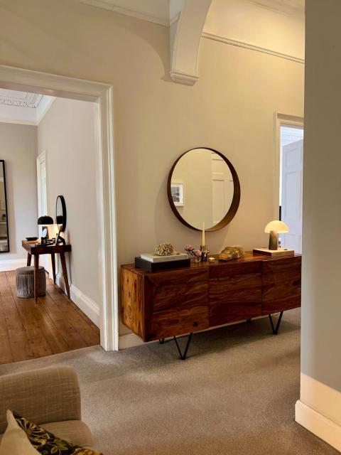 Designer Georgian Apartment in Edinburgh New Town