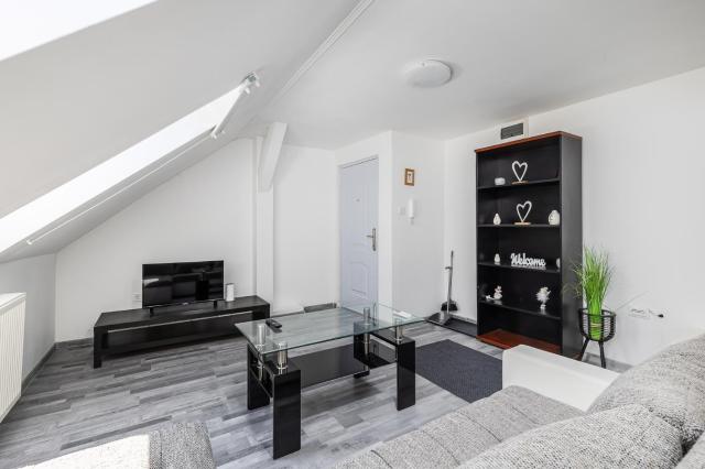 Venus Apartments - Mira Nest