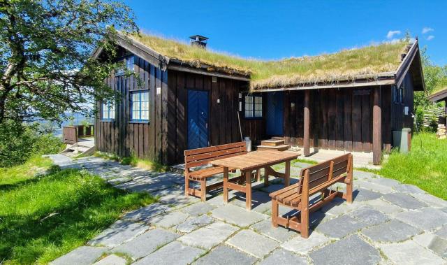 Charming Cabin With Views In Valdres