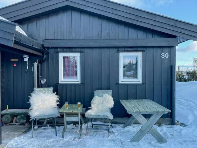 Family Cabin With Views In Valdres