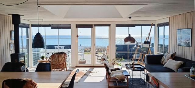 A Sparkling Sea View And Waves In Juelsminde