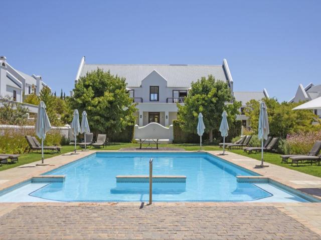 Winelands Golf Lodges 8