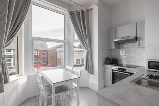 Host & Stay - Aberdeen Walk Apartment