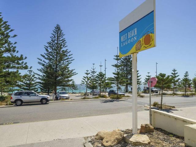 NEW Coastal Salty Life - 2 bed 1st Floor