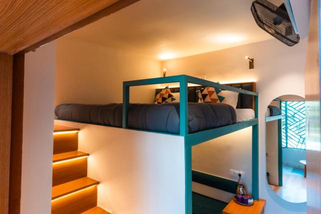 Joey's Hostel Agra - 200m from Taj Mahal