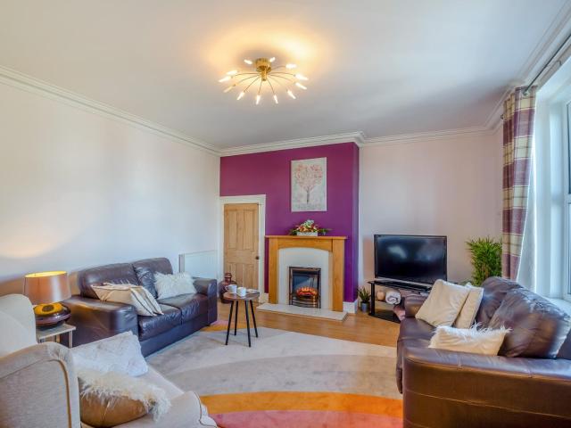 Rhiw Bank Apartment