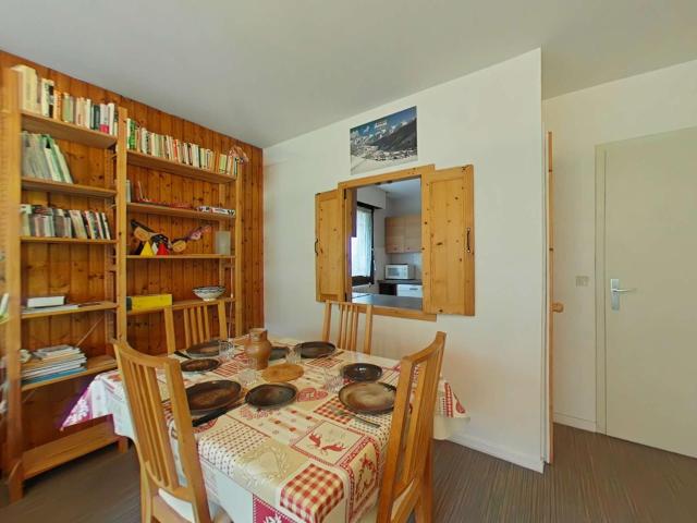 Appartement au centre - 3 pièces, 6 personnes, ascenseur - FR-1-241-222