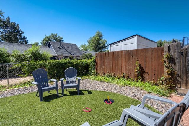 Vermijo Cottage Cozy Retreat Near OCC & Downtown