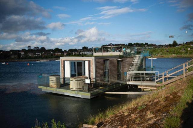 Waters Edge Spa