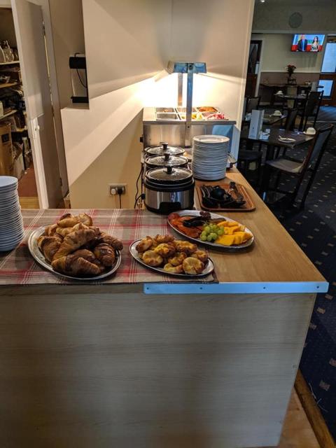 Castletown Hotel