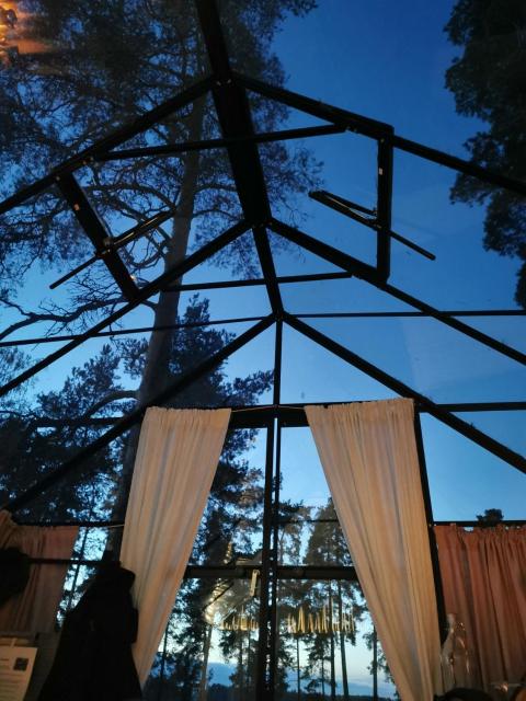 Taivasalla glamping - luxury stay with a view to the lake