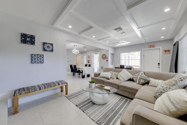 3 Mi to Beach: Home w/ Outdoor Space in Hollywood