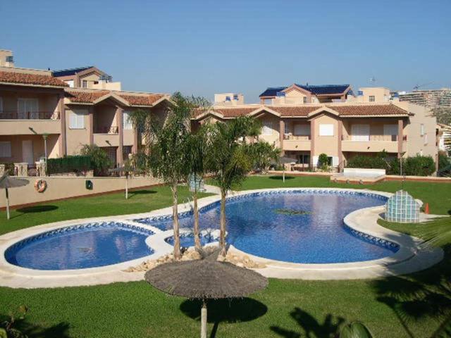 Apartamento con gran azotea y piscina R71 by Novadesta