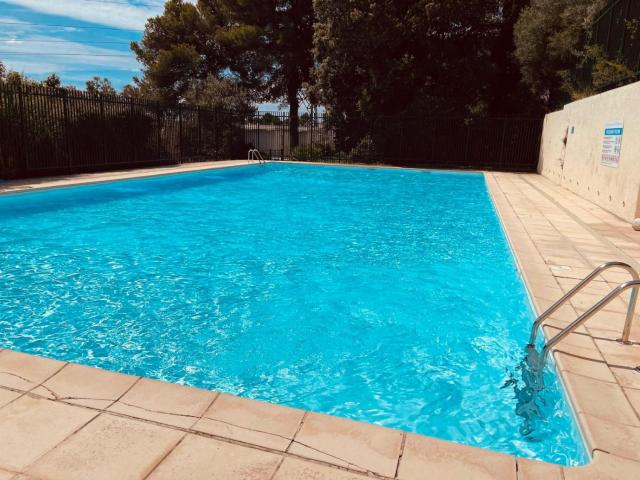 Sous le Soleil, Parking, Piscine, Proche Hôpitaux et Facs