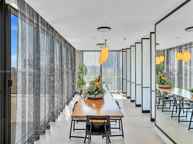 Elegant Stay in Midtown Miami