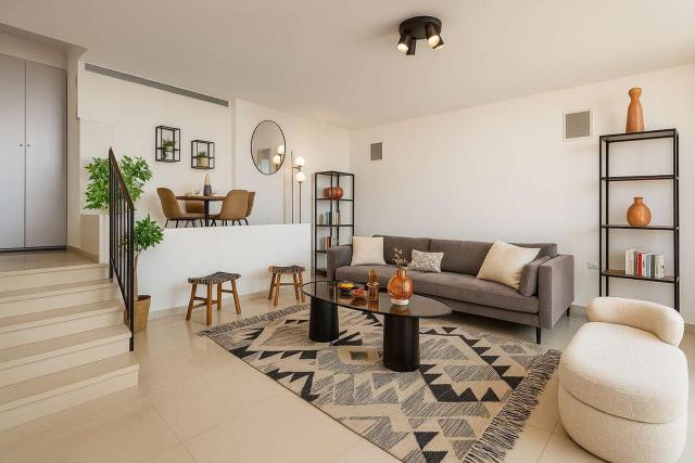 Seafront 3Bedrooms Duplex with POOL